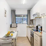 Apartment Smart In Gaia | Cozy & Work-ready Vila Nova de Gaia