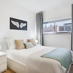 Smart In Gaia | Cozy & Work-ready Apartment *