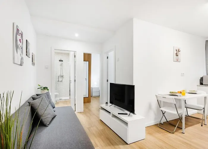 Smart In Gaia | Cozy & Work-ready Vila Nova de Gaia