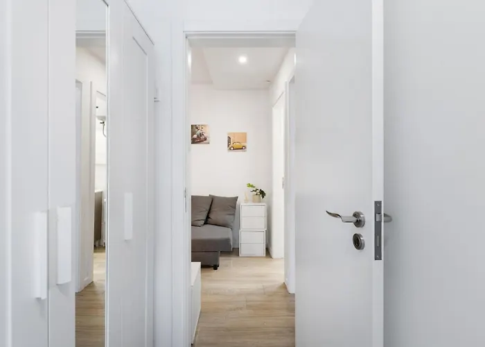 Smart In Gaia | Cozy & Work-ready *