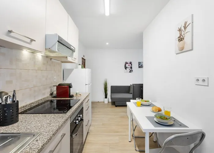 Apartment Smart In Gaia | Cozy & Work-ready